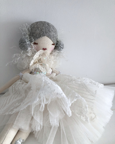 Deluxe Lace Petite