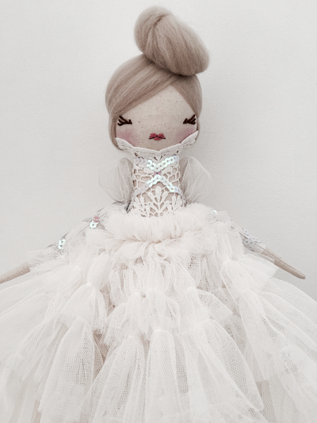 Grande Tulle Petite