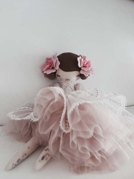 Lace Petal Petite