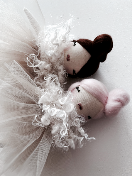 NEW Tiny Twins
